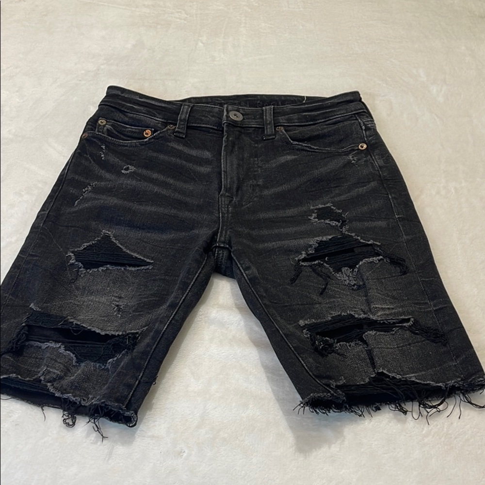 AMERICAN EAGLE FLEX MENS SIZE 26. Black Distressed Denim Shorts. Deep Po…
